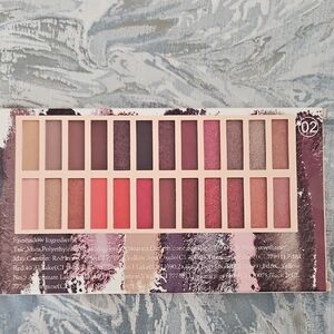 PROLUX - 24 Color Eyeshadow Palette - New In Box